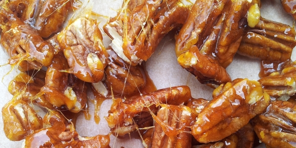 salted caamel pecans resized1